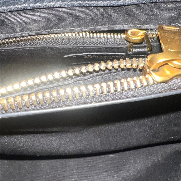 Yves Saint Laurent Black Chevron Lou Lou Shoulder Bag - Picture 6 of 6